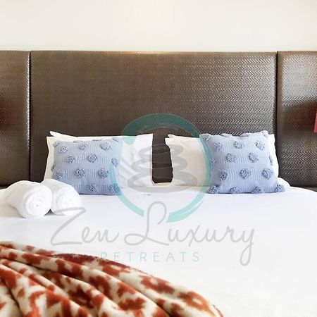 Zen88 Esplanade: 3-Br Luxury Suite Near Waterfront Даруин Екстериор снимка